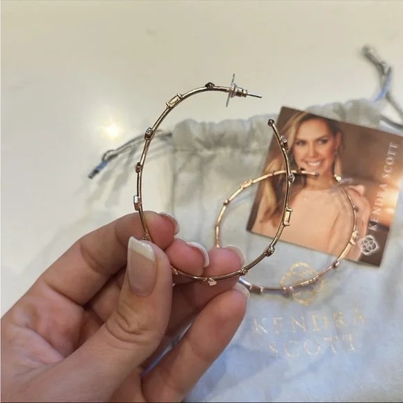 Kendra Scott Rose Gold Hoop Earrings - Picture 3 of 4